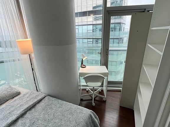 2nd image of 14 York St #2105B