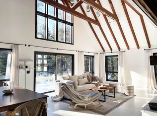 33 Spring Valley Dr, Grantham, NH 03753