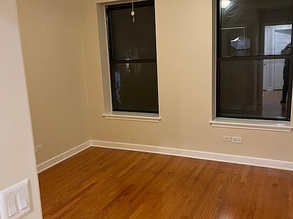 3rd image of 4825 N Kimball Ave APT 1