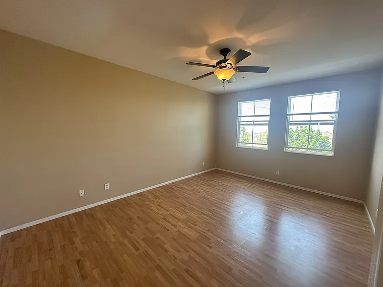 1760 E Palomar St E #302 — Photo 6