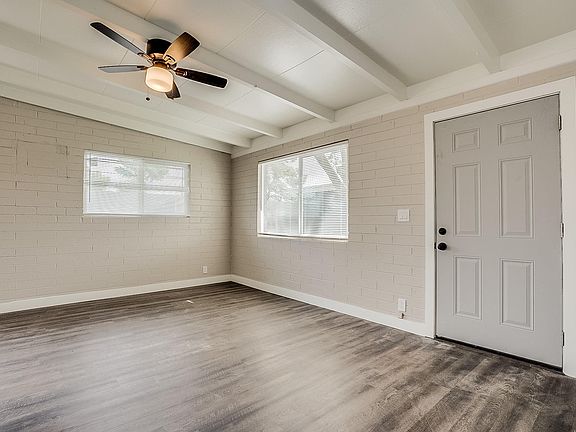 3rd image of 1231 N OLEANDER Street #3