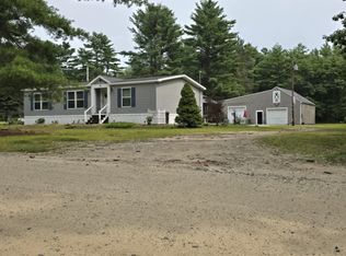 23 Blakes Hill Rd, Deerfield, NH 03037