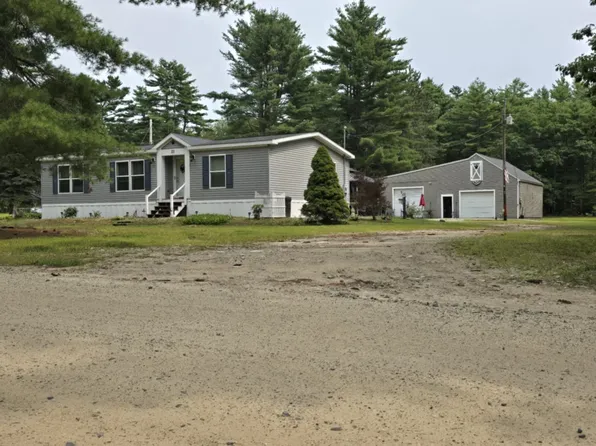 23 Blakes Hill Road, Deerfield, NH 03037