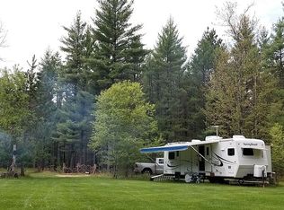 10433 Martuch Rd, Traverse City, MI 49696