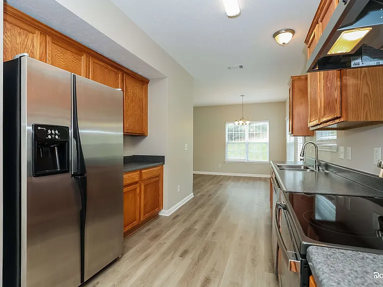 11 Wynfield Ct — Photo 3