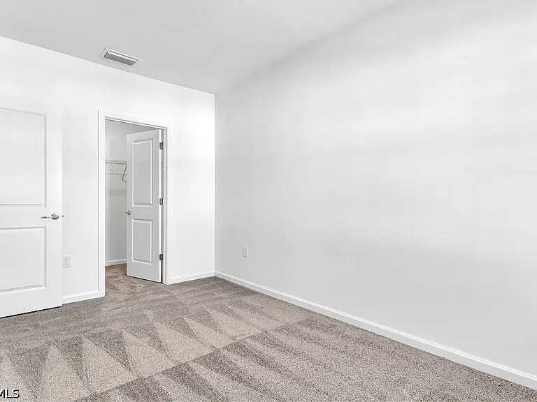 1424 Weeping Willow Ct — Photo 16