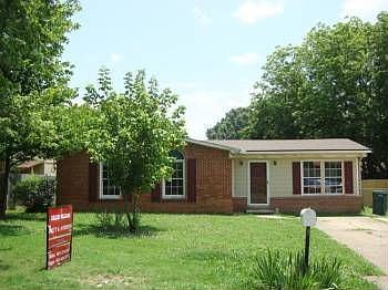 1st image of 8068 Oakbrook Dr