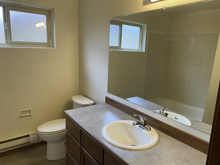 Dorn Apartments — Photo 8