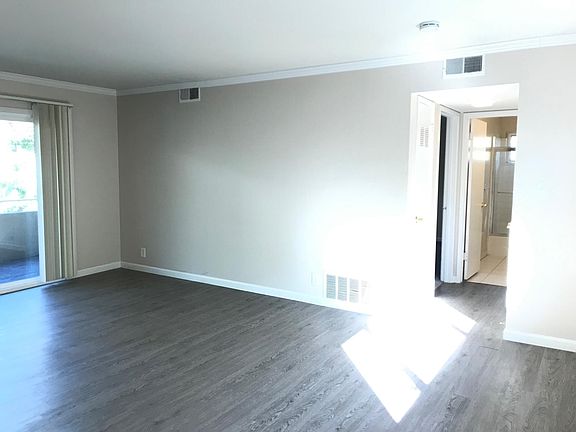 4th image of 815 E 4th Ave APT 7