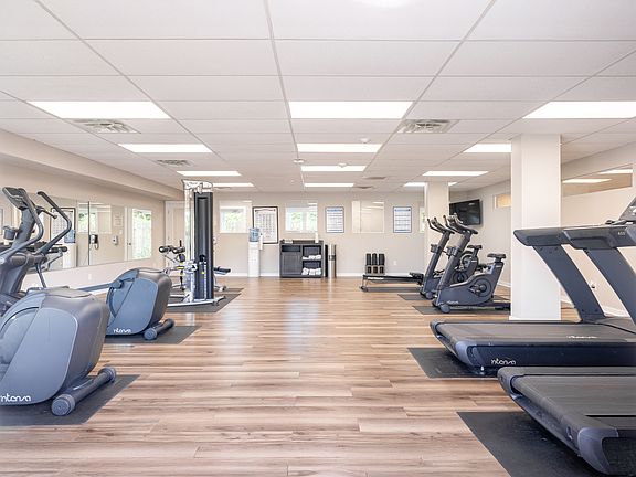 5th image of 106 Coastal Point Dr #302