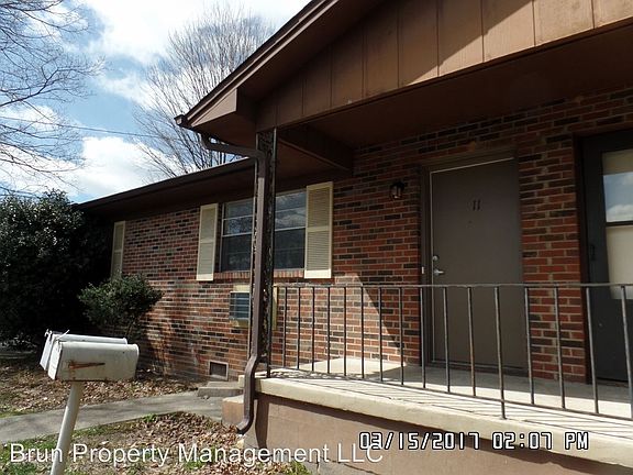 3rd image of 5507 Fountain Dr APT 11