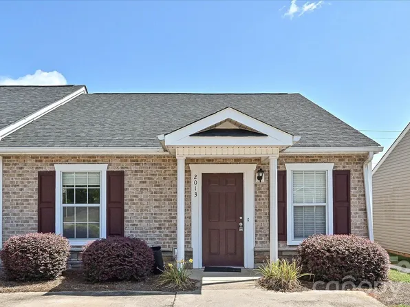 2013 Pin Oak Pl, Cramerton, NC 28032