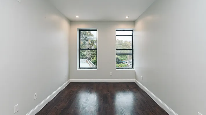 Rented by Nooklyn NYC LLC | media 7