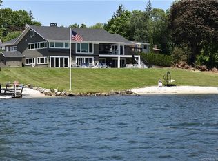11 Lakeview Rd, Brookfield, CT 06804