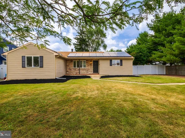 1 Cooper Ave, Stratford, NJ 08084
