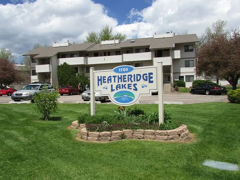1705 Heatheridge Rd #I204 — Photo 1