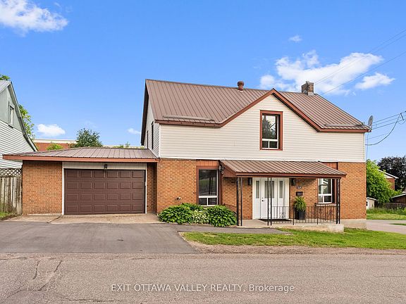2nd image of 164 Maple Ave