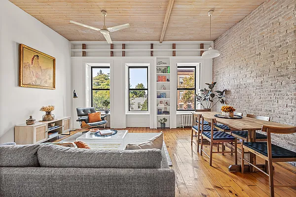 174 8th Street 