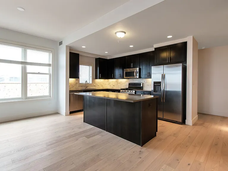 3401 Arapahoe Ave #410 — Photo 4