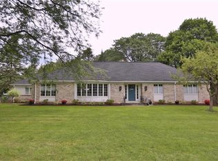 81 Whitestone Ln, Rochester, NY 14618