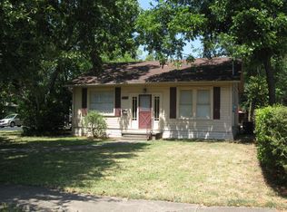 1612 Maplewood Ave, Corsicana, TX 75110