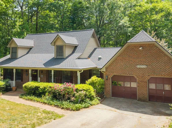 8705 Trailing Cedar Ct, Raleigh, NC 27613