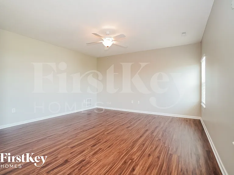 5602 Tarboro Pl — Photo 2