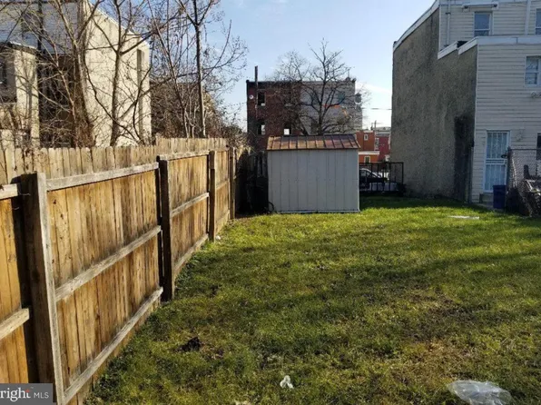 2043 N Orkney St, Philadelphia, PA 19122