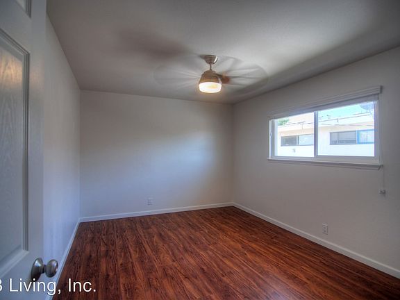 5th image of 1859 Joan Way APT 06