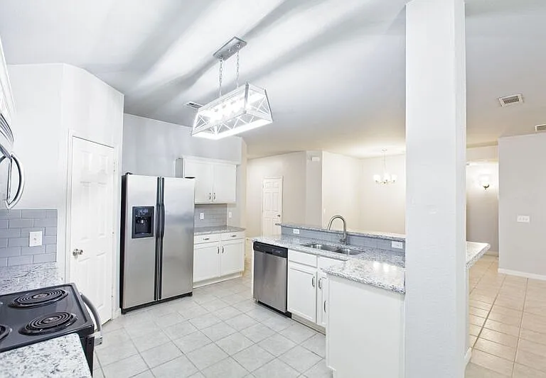 2309 Mallard Dr — Photo 17