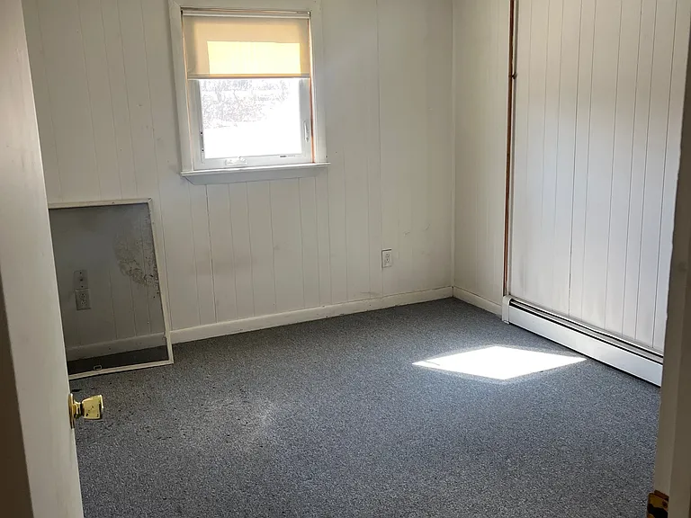 527 Station Rd #5 — Photo 2