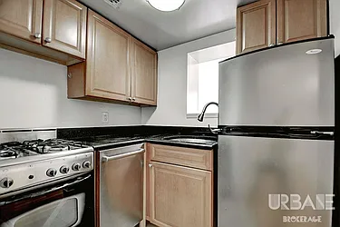 Rented by Urbane Brokerage