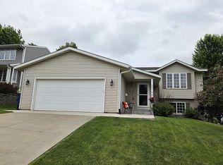 2014 28th St SE, Rochester, MN 55904