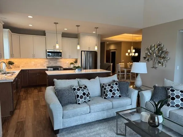 1596 Weston Ridge ROAD, Oconomowoc, WI 53066