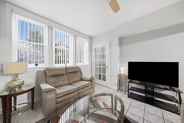 2 bed, $1,500 — Photo 1