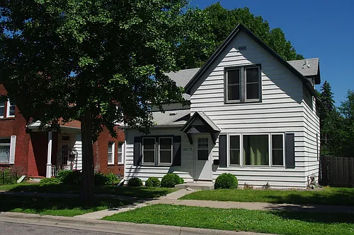 1677 Sherburne Ave Photo 1