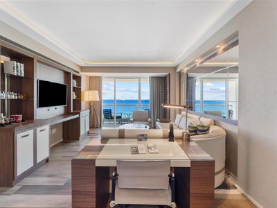 551 N Fort Lauderdale Beach Boulevard #H1716, Fort Lauderdale, FL, 33304
