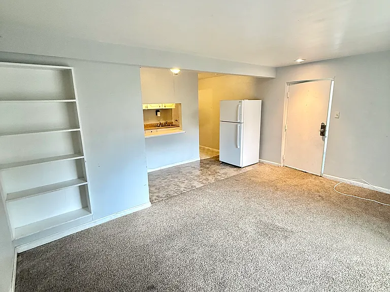 10510 Cinnamon Dr #C — Photo 2
