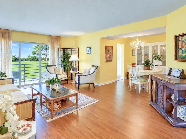 3755 VIA POINCIANA #402, Lake Worth, FL 33467