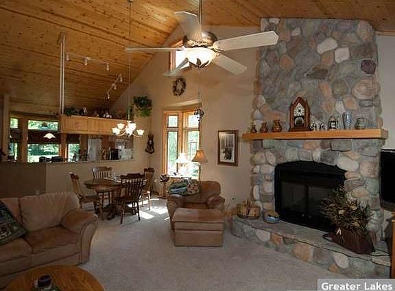 4th image of 34811 E Shore Ln