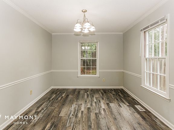 5th image of 1502 Willow Creek Ln