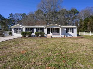 5221 Edgewood Rd, Adamsville, AL 35005