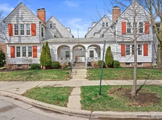 3719 N Farwell Ave #3719, Shorewood, WI 53211