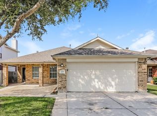 4815 Chase More Dr, Bacliff, TX 77518