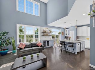 38 Pinehurst Cir, Monroe, NY 10950