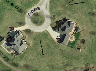 2052 Park Place Ct, Monroe, MI 48162