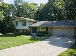 11817 Becket St, Potomac, MD 20854