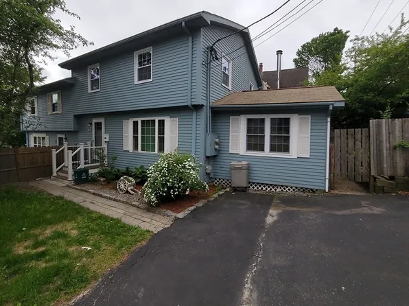 37 Ekman St, Worcester, MA 01607