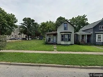 905 W Marion St