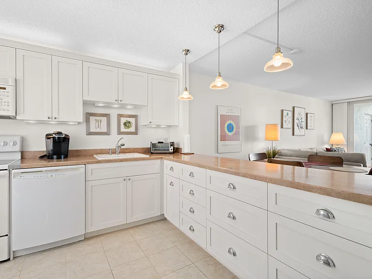 4401 Gulf Of Mexico Dr #1006 — Photo 8